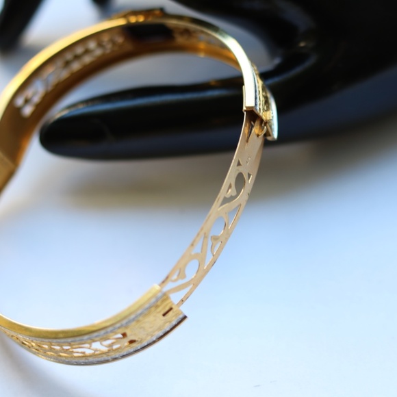 Antique  Filigree Gemstone Hinged Bracelet - Picture 3 of 3